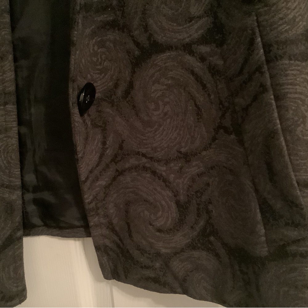 Ladies jacket - Picture 7 of 7